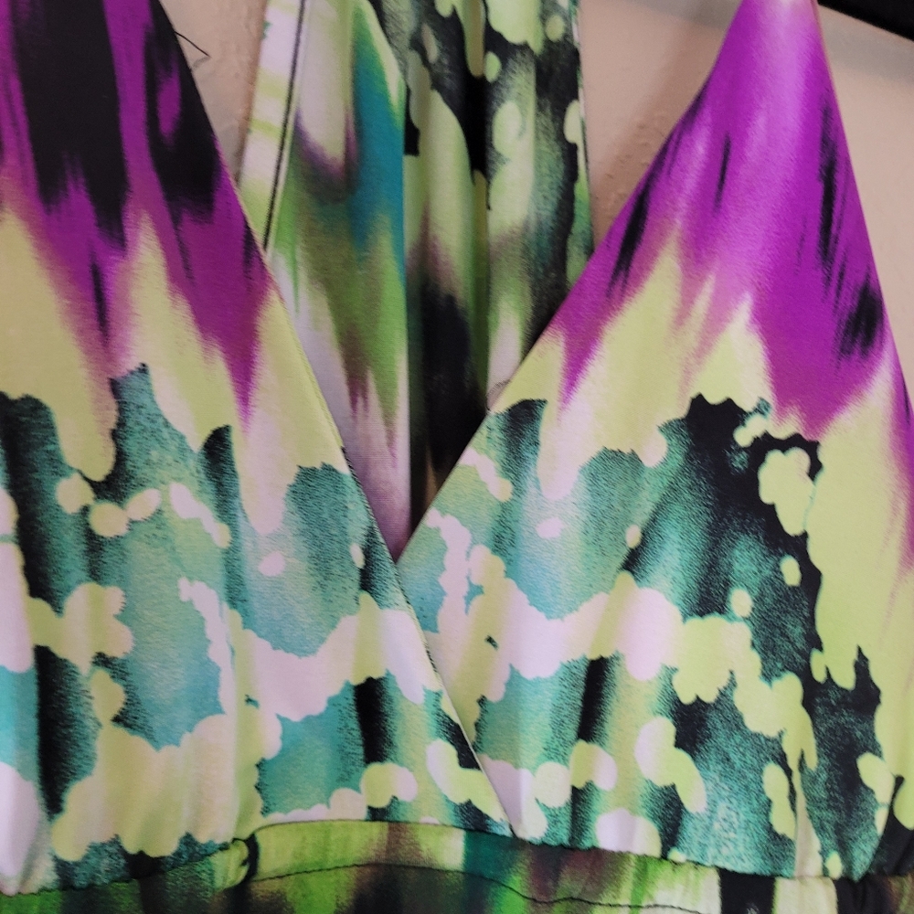Rue 21 purple and green maxi dress. Razor back straps. Size medium. - Picture 7 of 10